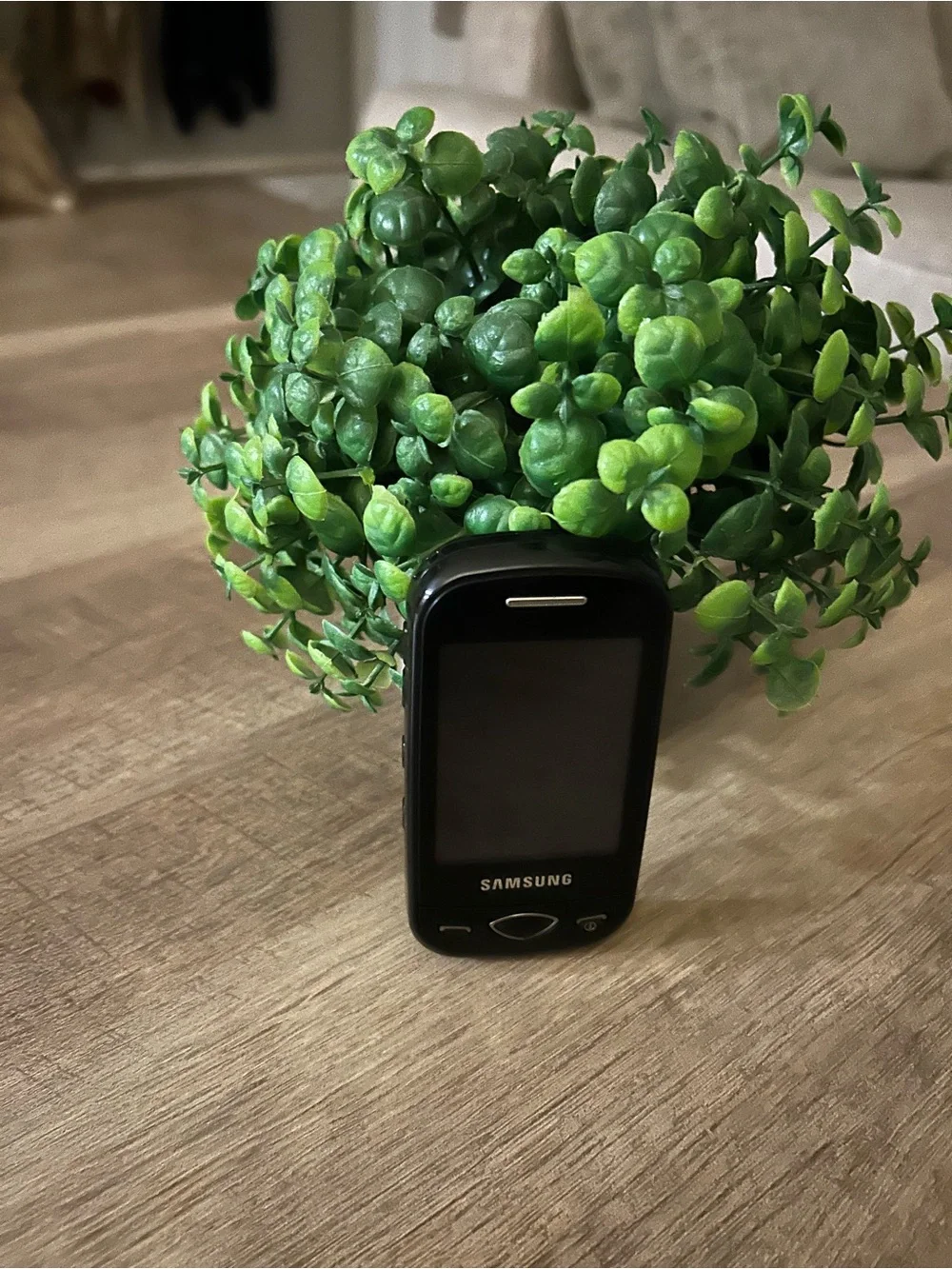 Samsung Black Slide-Out QWERTY Touchscreen Cell Phone